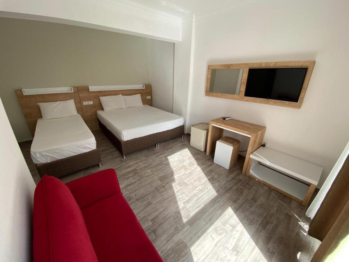 Bella Rose Hotel Cedit Exteriér fotografie