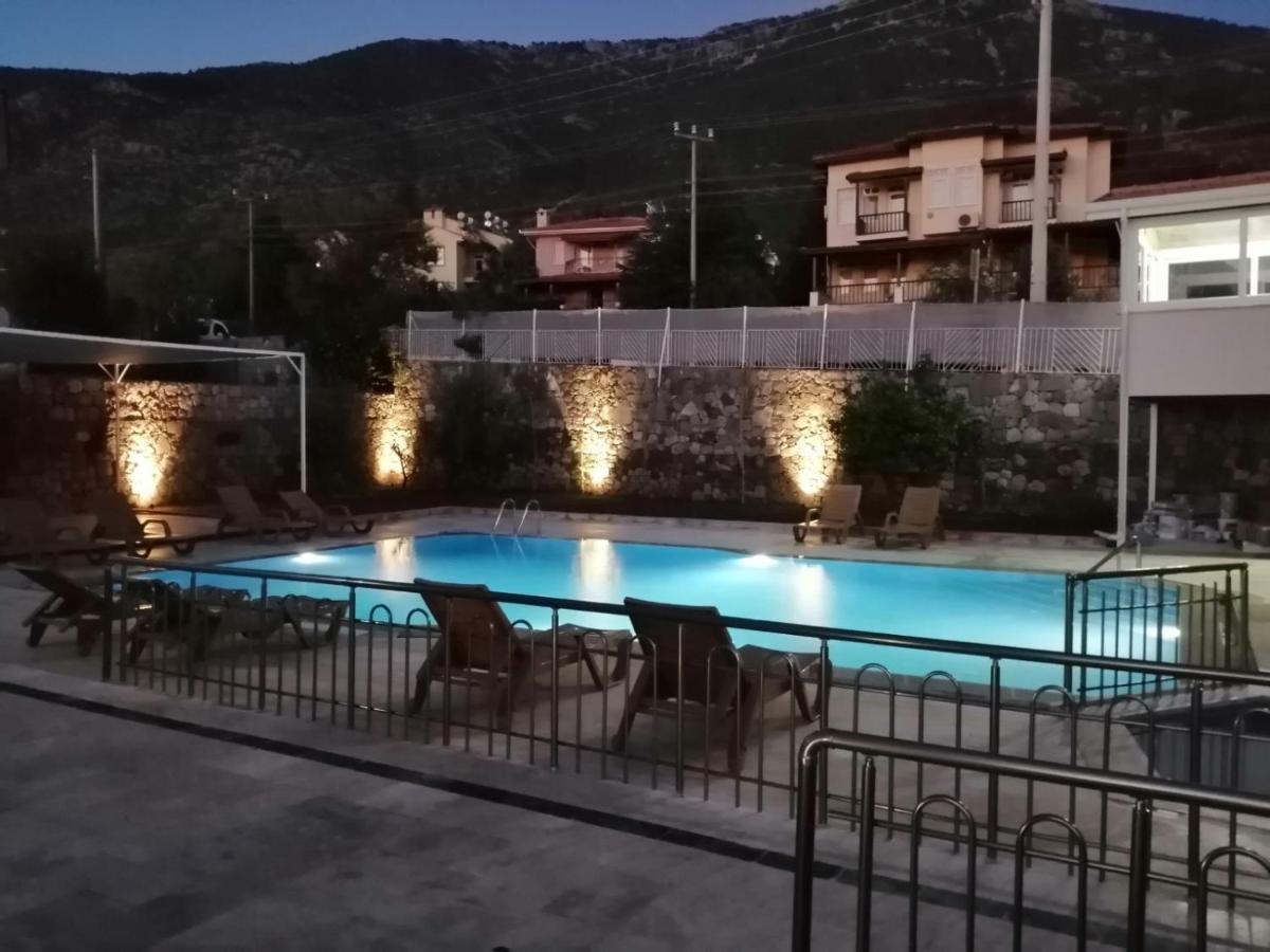 Bella Rose Hotel Cedit Exteriér fotografie